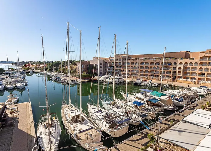 Port De La Gavine I-4 By Interhome Єр