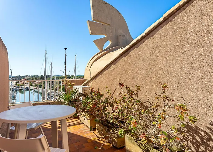 Apartment Port De La Gavine I-4 By Interhome