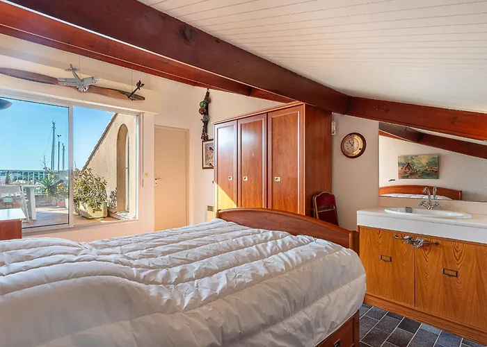 Port De La Gavine I-4 By Interhome Апартаменти *